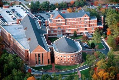美国东北大学：排名上升速度堪比火箭升空